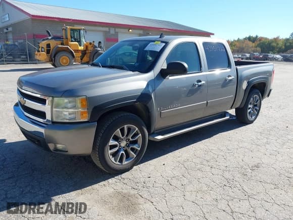 ✅ 2007 Chevrolet Silverado 1500 1LT • VIN: 2GCEK13M171654007 • Lot: 43351722. Listed on IAAI with 121,948 mi. Free auction sales archive from the USA and detailed vehicle history report at DreamBid. Image 17.