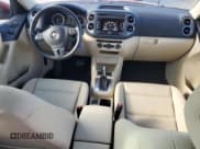 ✅ 2013 Volkswagen Tiguan S • VIN: WVGAV3AX8DW095845 • Лот: 57682605. Опубликован ранее на Copart с пробегом 94 038 миль. Бесплатный доступ к архиву аукционных продаж из США и подробный отчёт об истории автомобиля на DreamBid. Изображение 8.