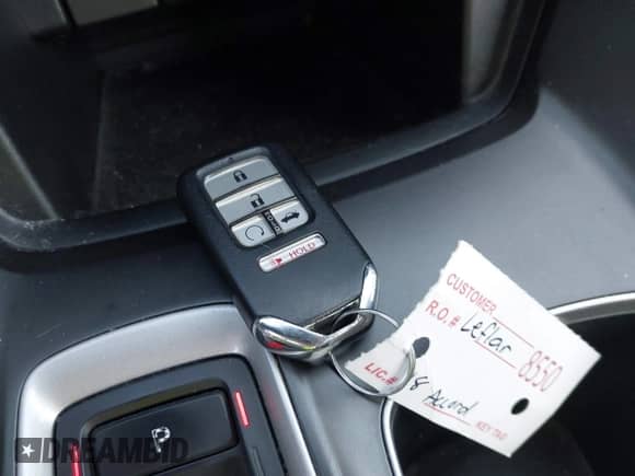 2018 Honda Accord EX-L z VIN 1HGCV3F52JA003319, wystawiony jako IAAI lot #43196824 z przebiegiem 69 603 mil mil oraz . Historia ofert i sprzedaży dostępna na DreamBid. Obrazek 11.