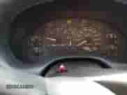 2005 Chevrolet Blazer LS z VIN 1GNCT18X45K112296, wystawiony jako Copart lot #69237215 z przebiegiem 206 198 mil mil oraz Czysty tytuł • Clean title. Historia ofert i sprzedaży dostępna na DreamBid. Obrazek 9.