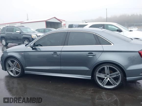 ✅ 2017 Audi A3 Premium Plus • VIN: WAUJ8GFFXH1076491 • Lot: 43747161. Listed on IAAI with 111,532 mi. Free auction sales archive from the USA and detailed vehicle history report at DreamBid. Image 14.