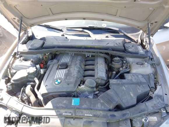 ✅ 2011 BMW 3 Series 328i xDrive • VIN: WBAPK5C58BA656549 • Lot: 43034060. Listed on IAAI with 139,556 mi. Free auction sales archive from the USA and detailed vehicle history report at DreamBid. Image 10.