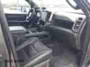 2019 Ram 1500 Limited z VIN 1C6SRFPT0KN519175, wystawiony jako IAAI lot #42545851 z przebiegiem 84 280 mil mil oraz . Historia ofert i sprzedaży dostępna na DreamBid. Obrazek 5.