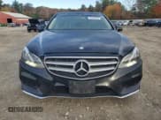 ✅ 2016 Mercedes-Benz E 350 Luxury • VIN: WDDHF8JB3GB183916 • Лот: 87405845. Опубликован ранее на Copart с пробегом 146 930 миль. Бесплатный доступ к архиву аукционных продаж из США и подробный отчёт об истории автомобиля на DreamBid. Изображение 5.