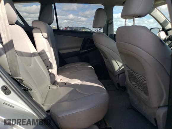 ✅ 2012 Toyota RAV4 Limited • VIN: 2T3DK4DVXCW084756 • Лот: 82643955. Опубликован ранее на Copart с пробегом 131 919 миль. Бесплатный доступ к архиву аукционных продаж из США и подробный отчёт об истории автомобиля на DreamBid. Изображение 10.