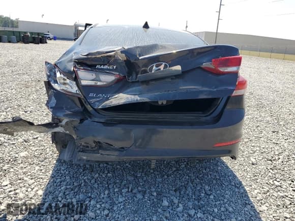 ✅ 2017 Hyundai Elantra SE • VIN: 5NPD74LF6HH147118 • Lot: 80893535. Listed on Copart with 128,726 mi. Free auction sales archive from the USA and detailed vehicle history report at DreamBid. Image 6.