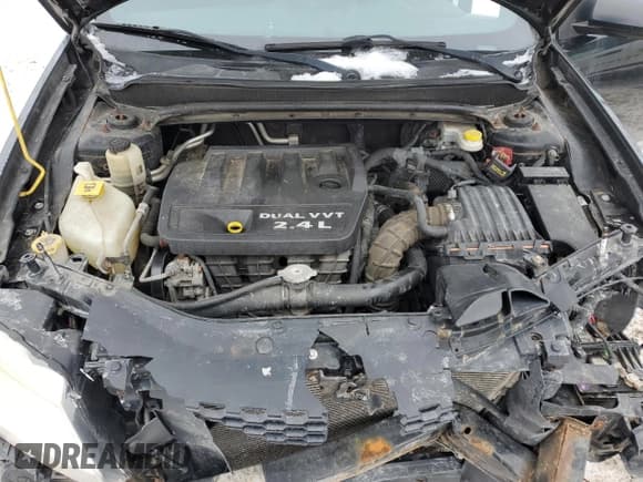 ✅ 2013 Dodge Avenger SXT • VIN: 1C3CDZCB7DN568410 • Lot: 42318385. Wystawiony na Copart z przebiegiem 152 706 mil. Bezpłatny archiwum sprzedaży aukcyjnych z USA i szczegółowy raport historii pojazdu na DreamBid. Zdjęcie 11.