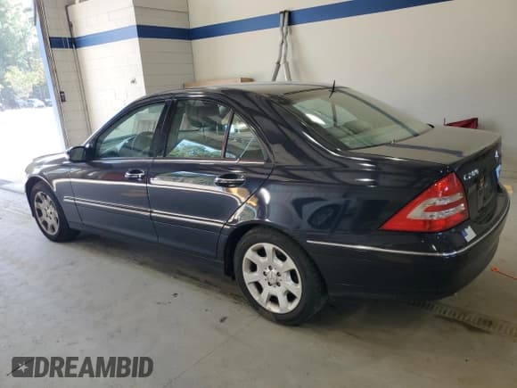 ✅ 2006 Mercedes-Benz C 280 Luxury • VIN: WDBRF92H56F752679 • Lot: 84962795. Wystawiony na Copart z przebiegiem 174 441 mil. Bezpłatny archiwum sprzedaży aukcyjnych z USA i szczegółowy raport historii pojazdu na DreamBid. Zdjęcie 2.