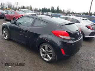 ✅ 2013 Hyundai Veloster w/Black Int • VIN: KMHTC6AD1DU145647 • Lot: 41591140. Wystawiony na IAAI z przebiegiem 115 577 mil. Bezpłatny archiwum sprzedaży aukcyjnych z USA i szczegółowy raport historii pojazdu na DreamBid. Zdjęcie 3.