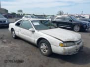 ✅ 1997 Ford Thunderbird LX • VIN: 1FALP6246VH126650 • Лот: 42219698. Опубликован ранее на IAAI с пробегом 69 880 миль. Бесплатный доступ к архиву аукционных продаж из США и подробный отчёт об истории автомобиля на DreamBid. Изображение 1.