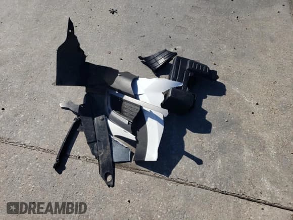 ✅ 2024 Hyundai Venue SEL • VIN: KMHRC8A34RU315908 • Lot: 41524215. Listed on Copart with 15,786 mi. Free auction sales archive from the USA and detailed vehicle history report at DreamBid. Image 13.