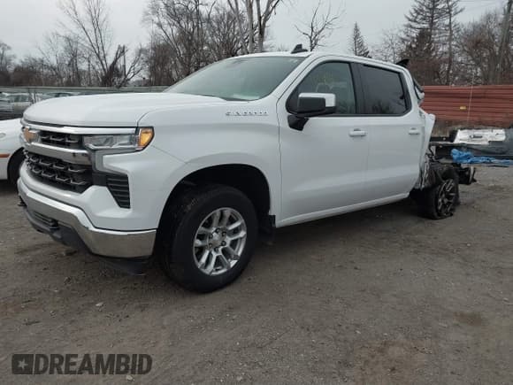 ✅ 2022 Chevrolet Silverado 1500 LT • VIN: 1GCPDKEK3NZ611703 • Lot: 41298996. Wystawiony na IAAI z przebiegiem 23 912 mil. Bezpłatny archiwum sprzedaży aukcyjnych z USA i szczegółowy raport historii pojazdu na DreamBid. Zdjęcie 17.