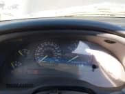 ✅ 1994 Ford Mustang • VIN: 1FALP45T2RF186899 • Lot: 43868959. Wystawiony na IAAI z przebiegiem 115 203 mil. Bezpłatny archiwum sprzedaży aukcyjnych z USA i szczegółowy raport historii pojazdu na DreamBid. Zdjęcie 7.