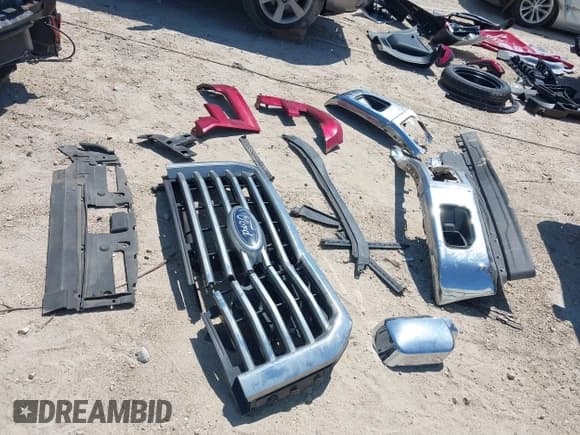 ✅ 2017 Ford F-150 XL • VIN: 1FTEW1CFXHKD52772 • Лот: 43171167. Опубликован ранее на IAAI с пробегом 153 428 миль. Бесплатный доступ к архиву аукционных продаж из США и подробный отчёт об истории автомобиля на DreamBid. Изображение 12.