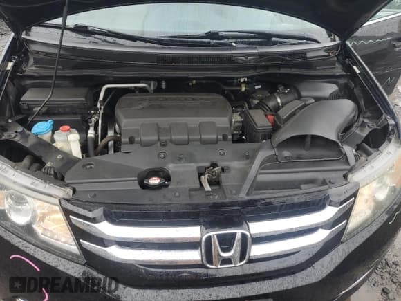 ✅ 2015 Honda Odyssey EX-L • VIN: 5FNRL5H60FB085064 • Лот: 92093575. Опубликован ранее на Copart с пробегом 101 452 миль. Бесплатный доступ к архиву аукционных продаж из США и подробный отчёт об истории автомобиля на DreamBid. Изображение 12.