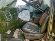 ✅ 2021 Chevrolet Silverado 2500HD LTZ • VIN: 1GC4YPEY0MF153434 • Lot: 81090355. Wystawiony na Copart z przebiegiem 200 219 mil. Bezpłatny archiwum sprzedaży aukcyjnych z USA i szczegółowy raport historii pojazdu na DreamBid. Zdjęcie 7.