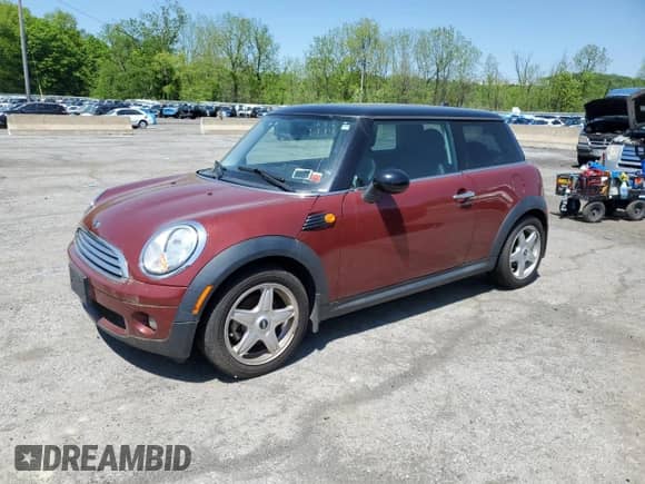 2007 MINI Hardtop with VIN WMWMF33507TT57421, listed as a Copart auction lot 56235885 with 83,085 mi miles and Clean title. Bid and sale history available at DreamBid. Image 1.