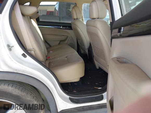 ✅ 2012 Kia Sorento EX • VIN: 5XYKU3A66CG219772 • Лот: 43823009. Опубликован ранее на IAAI с пробегом 99 430 миль. Бесплатный доступ к архиву аукционных продаж из США и подробный отчёт об истории автомобиля на DreamBid. Изображение 8.