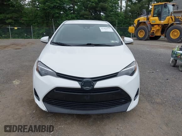 ✅ 2018 Toyota Corolla L • VIN: 2T1BURHE6JC012680 • Lot: 42492679. Listed on IAAI with 191,375 mi. Free auction sales archive from the USA and detailed vehicle history report at DreamBid. Image 12.