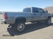 ✅ 2006 Chevrolet Silverado 2500HD LT1 • VIN: 1GCHC23206F130191 • Лот: 65751955. Опубликован ранее на Copart с пробегом 110 163 миль. Бесплатный доступ к архиву аукционных продаж из США и подробный отчёт об истории автомобиля на DreamBid. Изображение 3.