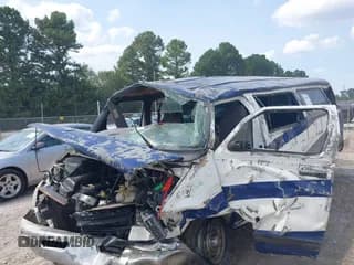 ✅ 2000 Dodge Passenger • VIN: 2B5WB35Z0YK170584 • Lot: 40298415. Listed on IAAI with 181,443 mi. Free auction sales archive from the USA and detailed vehicle history report at DreamBid. Image 6.