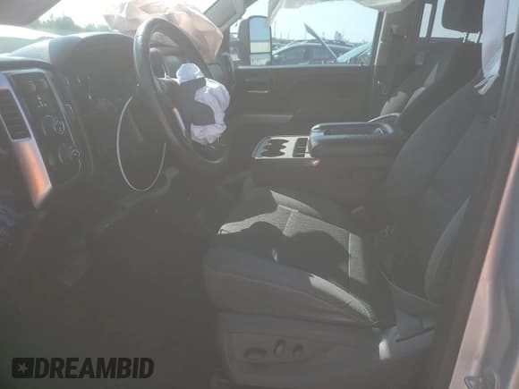 ✅ 2015 Chevrolet Silverado 2500HD LT • VIN: 1GC1KVE85FF178468 • Лот: 71610735. Опубликован ранее на Copart с пробегом 139 640 миль. Бесплатный доступ к архиву аукционных продаж из США и подробный отчёт об истории автомобиля на DreamBid. Изображение 7.