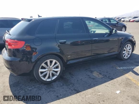 ✅ 2011 Audi A3 Premium • VIN: WAUBJBFM5BA072348 • Lot: 68468505. Listed on Copart with 146,002 mi. Free auction sales archive from the USA and detailed vehicle history report at DreamBid. Image 3.