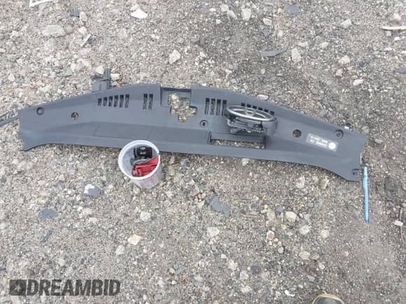 2022 Toyota Camry SE with VIN 4T1G11BK1NU072711, listed as a IAAI auction lot 42173404 with 26,504 mi miles and . Bid and sale history available at DreamBid. Image 12.