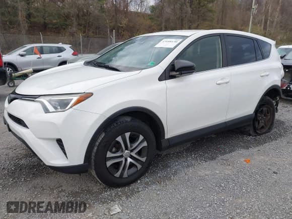 ✅ 2018 Toyota RAV4 LE • VIN: JTMBFREV7JJ214074 • Lot: 43688130. Listed on IAAI with 127,167 mi. Free auction sales archive from the USA and detailed vehicle history report at DreamBid. Image 18.