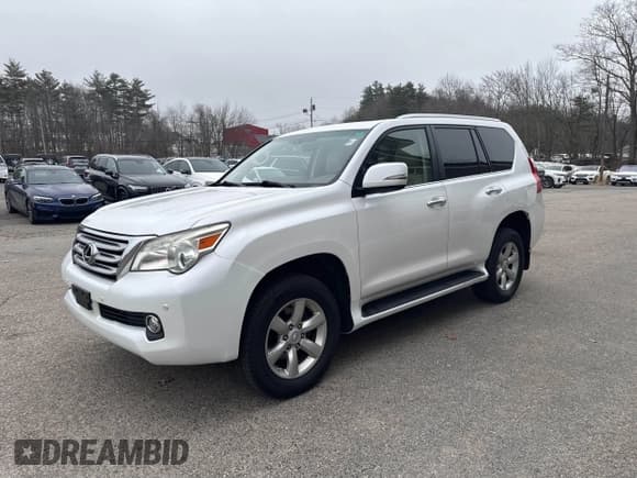 ✅ 2011 Lexus GX 460 • VIN: JTJBM7FXXB5032970 • Лот: 41819709. Опубликован ранее на IAAI с пробегом 197 182 миль. Бесплатный доступ к архиву аукционных продаж из США и подробный отчёт об истории автомобиля на DreamBid. Изображение 2.
