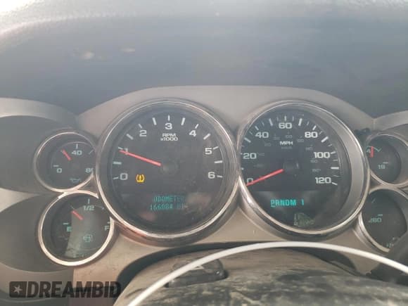 ✅ 2008 Chevrolet Silverado 2500HD 1LT • VIN: 1GCHK29K48E171457 • Lot: 59769815. Wystawiony na Copart z przebiegiem 166 084 mil. Bezpłatny archiwum sprzedaży aukcyjnych z USA i szczegółowy raport historii pojazdu na DreamBid. Zdjęcie 9.