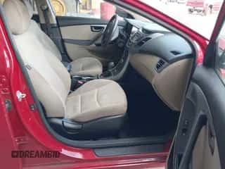 2014 Hyundai Elantra SE z VIN KMHDH4AE2EU029717, wystawiony jako IAAI lot #43296595 z przebiegiem 129 520 mil mil oraz . Historia ofert i sprzedaży dostępna na DreamBid. Obrazek 5.