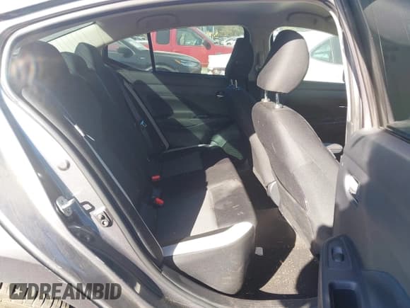 ✅ 2021 Nissan Versa SV • VIN: 3N1CN8EV0ML881845 • Lot: 43454278. Listed on IAAI with 54,040 mi. Free auction sales archive from the USA and detailed vehicle history report at DreamBid. Image 8.