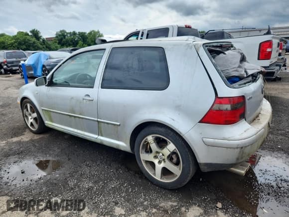 ✅ 2002 Volkswagen Golf GTI • VIN: 9BWDE61J624067443 • Lot: 61839995. Wystawiony na Copart z przebiegiem 112 137 mil. Bezpłatny archiwum sprzedaży aukcyjnych z USA i szczegółowy raport historii pojazdu na DreamBid. Zdjęcie 2.