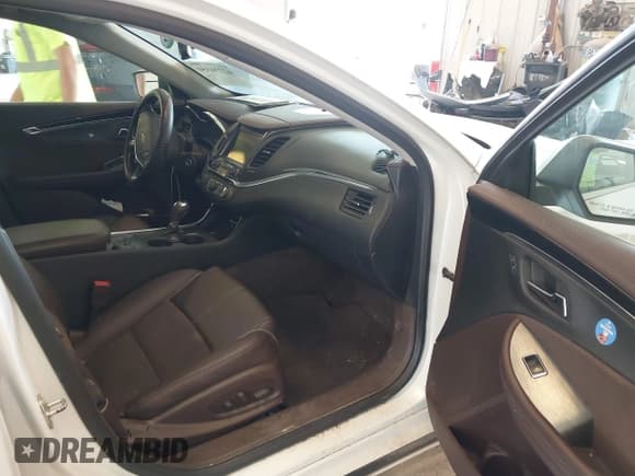 ✅ 2015 Chevrolet Impala LT • VIN: 1G1115SLXFU114815 • Lot: 42734350. Listed on IAAI with 192,818 mi. Free auction sales archive from the USA and detailed vehicle history report at DreamBid. Image 5.