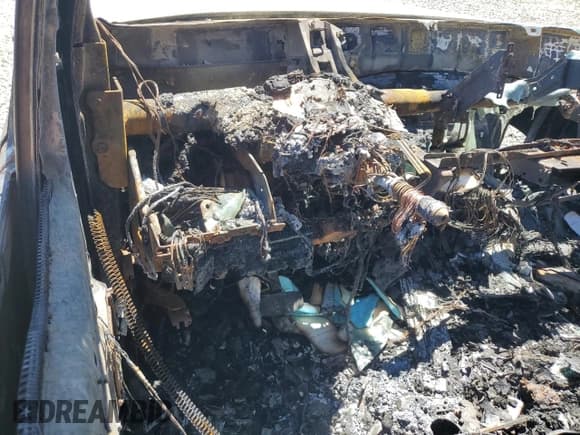 ✅ 2005 Ford F-250 XL • VIN: 1FTSW21P45EA73543 • Lot: 67142755. Listed on Copart with Not provided. Free auction sales archive from the USA and detailed vehicle history report at DreamBid. Image 9.