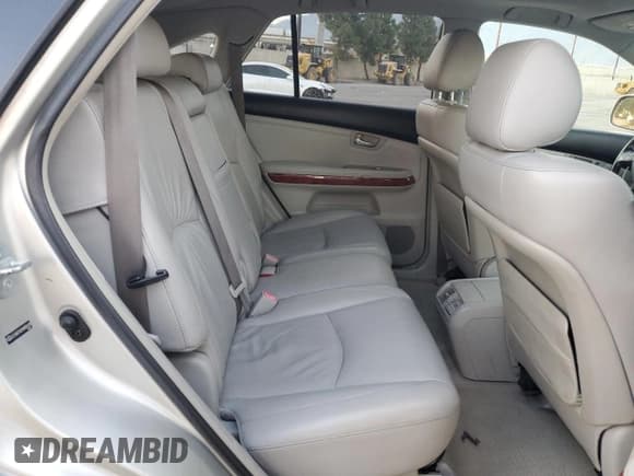 ✅ 2005 Lexus RX 330 • VIN: JTJGA31U250050109 • Lot: 92430995. Listed on Copart with 172,904 mi. Free auction sales archive from the USA and detailed vehicle history report at DreamBid. Image 11.