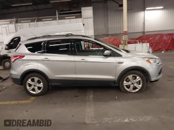 ✅ 2016 Ford Escape SE • VIN: 1FMCU0GX9GUB74538 • Lot: 42944274. Listed on IAAI with 119,362 mi. Free auction sales archive from the USA and detailed vehicle history report at DreamBid. Image 14.