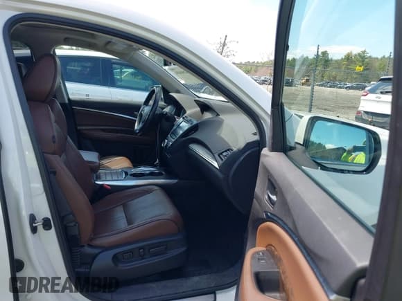 ✅ 2017 Acura MDX Advance • VIN: 5FRYD4H94HB021768 • Lot: 42046694. Listed on IAAI with 84,583 mi. Free auction sales archive from the USA and detailed vehicle history report at DreamBid. Image 5.