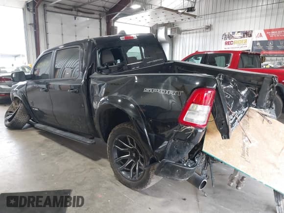 ✅ 2022 Ram 1500 Big Horn • VIN: 1C6SRFFT8NN128135 • Lot: 42974698. Listed on IAAI with 68,402 mi. Free auction sales archive from the USA and detailed vehicle history report at DreamBid. Image 3.