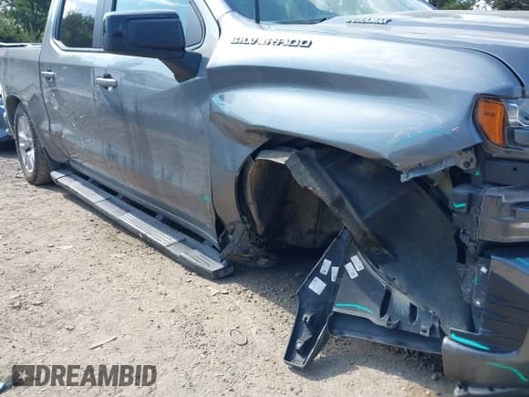 ✅ 2020 Chevrolet Silverado 1500 RST • VIN: 3GCUYEET0LG419931 • Lot: 42965947. Wystawiony na IAAI z przebiegiem 104 149 mil. Bezpłatny archiwum sprzedaży aukcyjnych z USA i szczegółowy raport historii pojazdu na DreamBid. Zdjęcie 6.