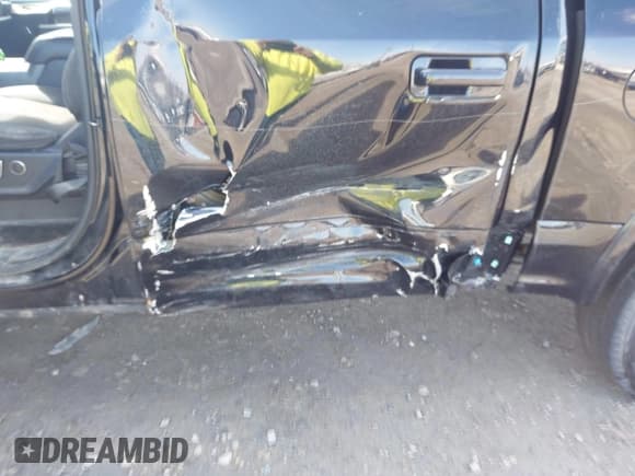 ✅ 2016 Ford F-150 XLT • VIN: 1FTEW1EG9GFD14690 • Lot: 41984532. Wystawiony na IAAI z przebiegiem 119 364 mil. Bezpłatny archiwum sprzedaży aukcyjnych z USA i szczegółowy raport historii pojazdu na DreamBid. Zdjęcie 6.