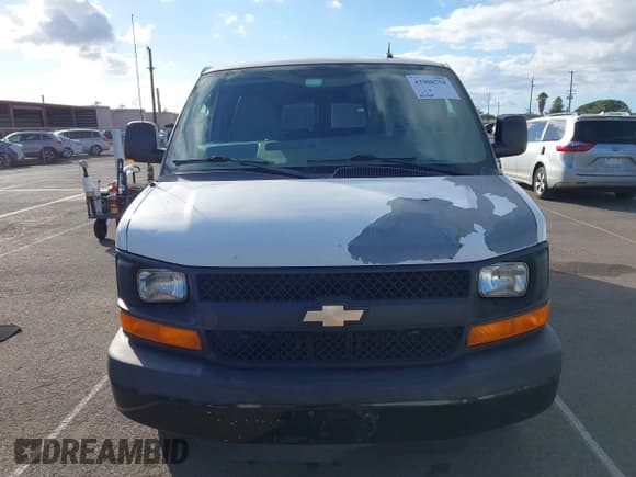 ✅ 2011 Chevrolet Express Passenger 1LS • VIN: 1GAZGZFG3B1177854 • Lot: 43900758. Listed on IAAI with 145,260 mi. Free auction sales archive from the USA and detailed vehicle history report at DreamBid. Image 12.