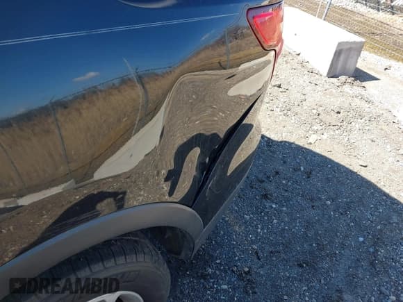 ✅ 2015 Ford Explorer • VIN: 1FM5K8B84FGC61418 • Lot: 41885916. Listed on IAAI with 166,306 mi. Free auction sales archive from the USA and detailed vehicle history report at DreamBid. Image 6.