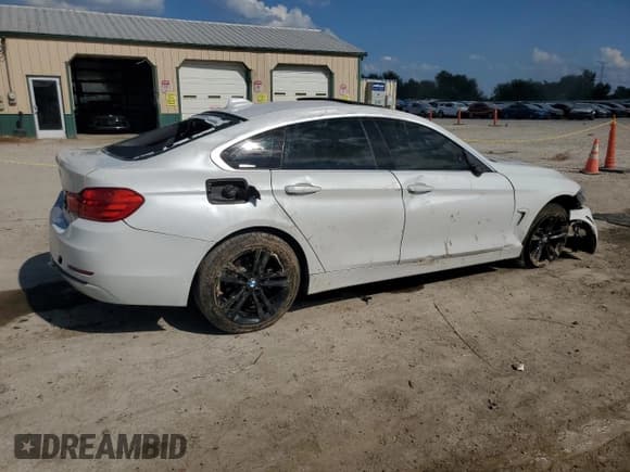 ✅ 2016 BMW 4 Series 428i xDrive • VIN: WBA4C9C55GG139009 • Lot: 68686075. Listed on Copart with 103,761 mi. Free auction sales archive from the USA and detailed vehicle history report at DreamBid. Image 3.