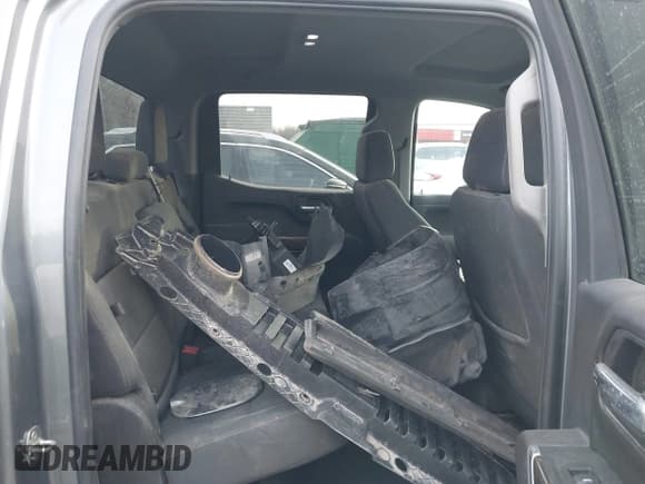 ✅ 2021 Chevrolet Silverado 1500 RST • VIN: 3GCUYEET4MG387356 • Lot: 43873022. Wystawiony na IAAI z przebiegiem 78 697 mil. Bezpłatny archiwum sprzedaży aukcyjnych z USA i szczegółowy raport historii pojazdu na DreamBid. Zdjęcie 8.