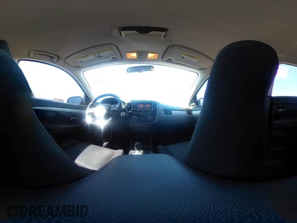 2016 Mitsubishi Outlander SE с VIN JA4AZ3A37GZ014126, выставлен на аукционе IAAI как лот 43170267 с пробегом 124 718 миль миль и . История ставок и продаж доступна на DreamBid. Изображение 18.