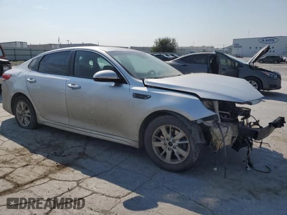 ✅ 2019 Kia Optima S • VIN: 5XXGT4L38KG300776 • Lot: 80392435. Wystawiony na Copart z przebiegiem 128 278 mil. Bezpłatny archiwum sprzedaży aukcyjnych z USA i szczegółowy raport historii pojazdu na DreamBid. Zdjęcie 4.