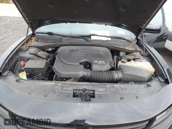 ✅ 2020 Dodge Charger SXT • VIN: 2C3CDXBGXLH207388 • Lot: 43625842. Wystawiony na IAAI z przebiegiem 68 927 mil. Bezpłatny archiwum sprzedaży aukcyjnych z USA i szczegółowy raport historii pojazdu na DreamBid. Zdjęcie 10.