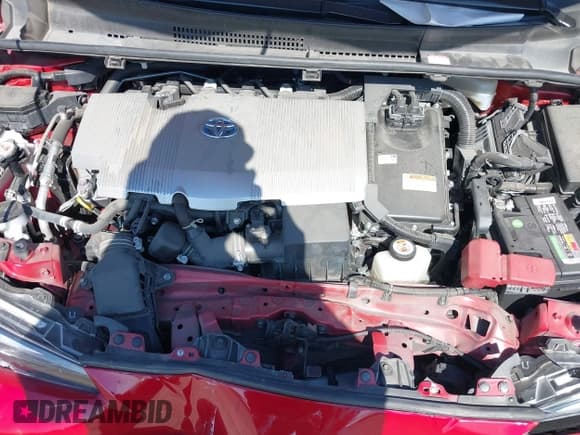 ✅ 2021 Toyota Prius LE • VIN: JTDKAMFU0M3142456 • Lot: 43447432. Wystawiony na IAAI z przebiegiem 32 473 mil. Bezpłatny archiwum sprzedaży aukcyjnych z USA i szczegółowy raport historii pojazdu na DreamBid. Zdjęcie 10.